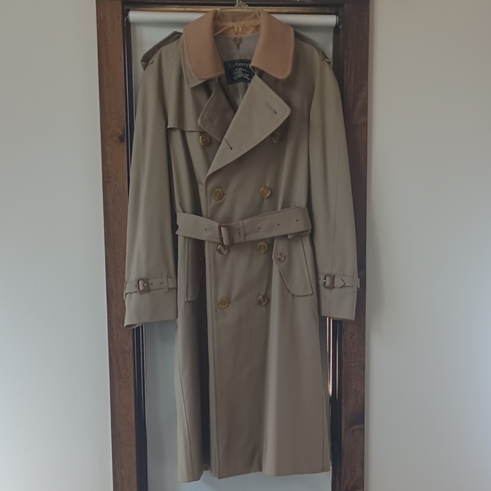 Burberrys' Men's Tan Trench Coat